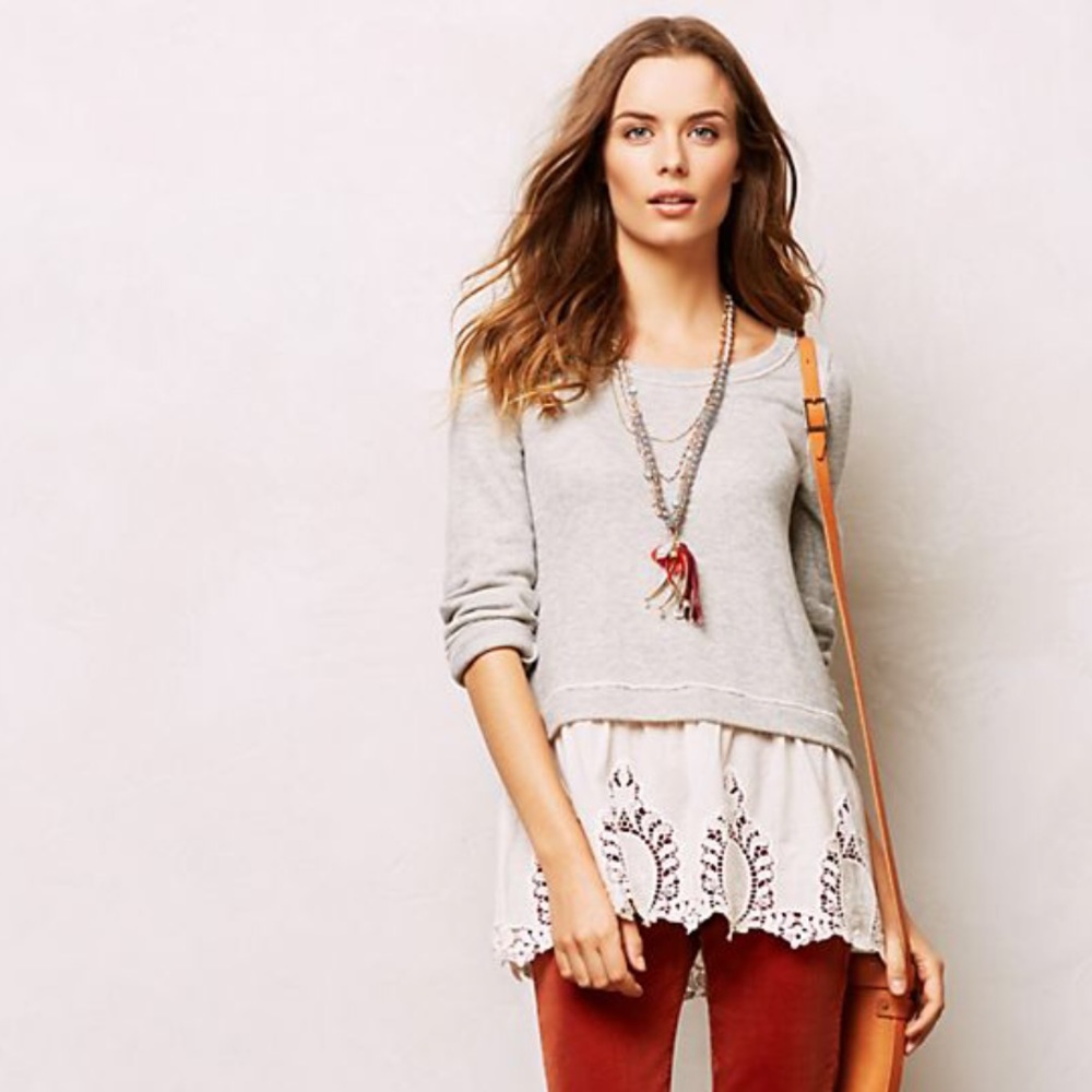 Anthro Postmark Cute Lace Bottom Top Medium